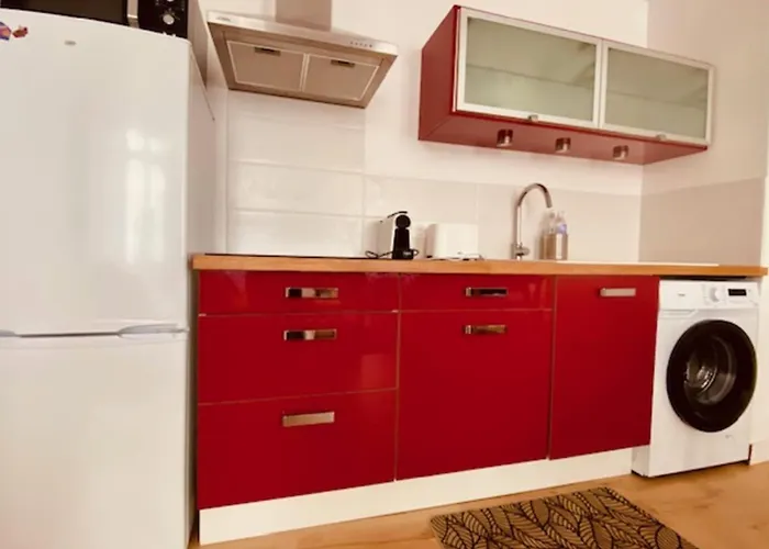 In Close To Amenities Apartment La Rochelle (Charente-Maritime)